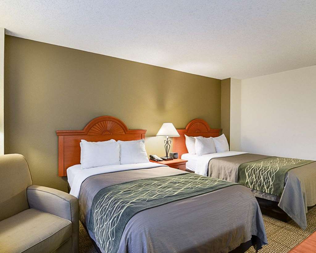 Fairfield Inn & Suites By Marriott Alexandria West/Mark Center Екстер'єр фото